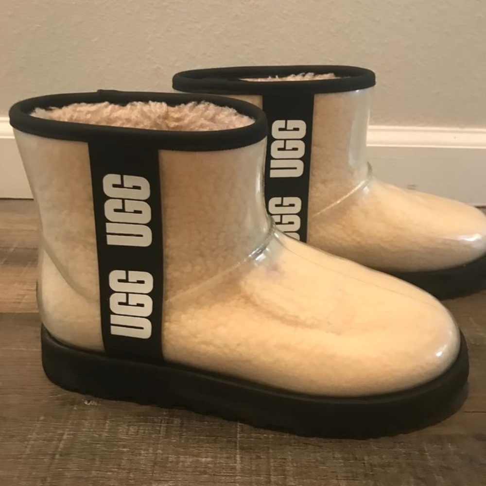 UGG clear classic mini